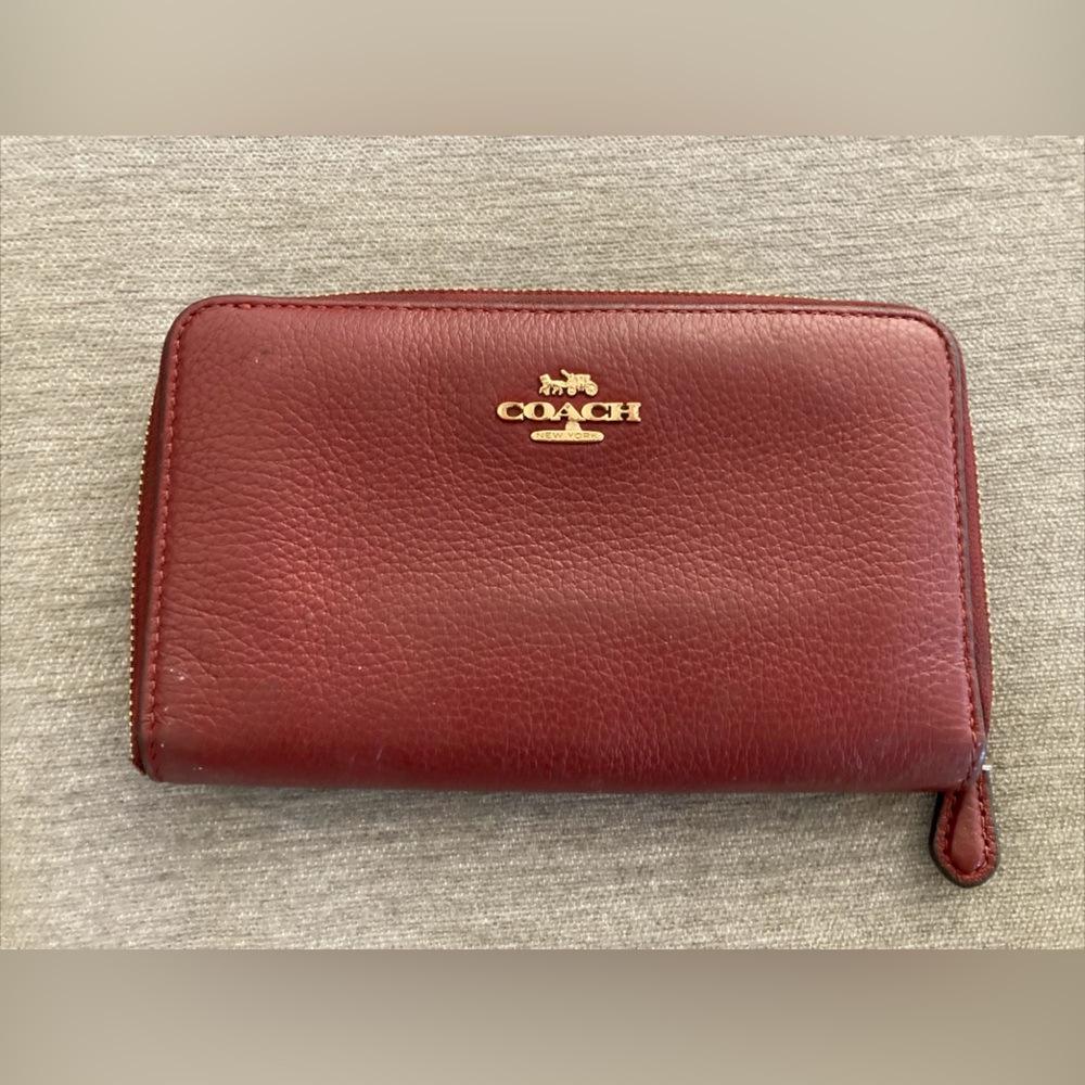 Coach Zip Wallet pebble Leather Cherry/Gold